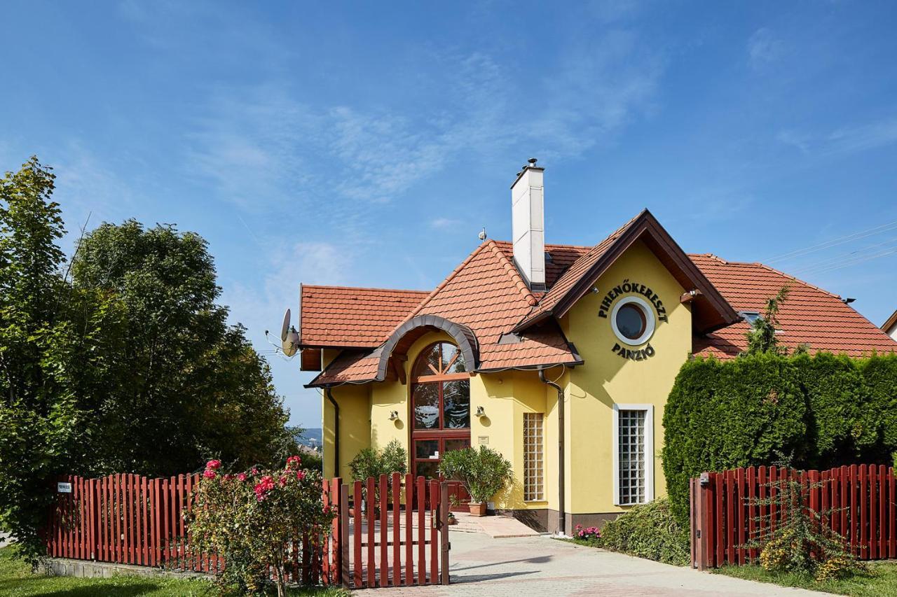 Pihenokereszt Panzio Bed & Breakfast Sopron Exterior photo
